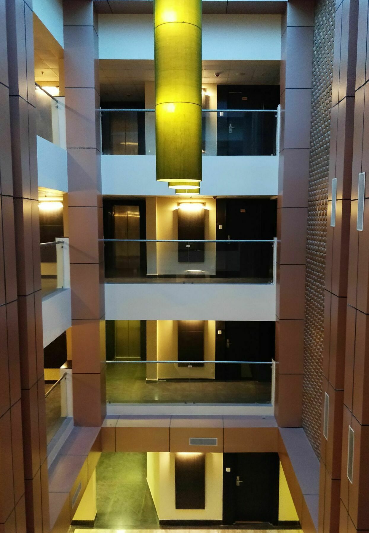 Ritu Ivy Hotel Kolkata Exterior photo